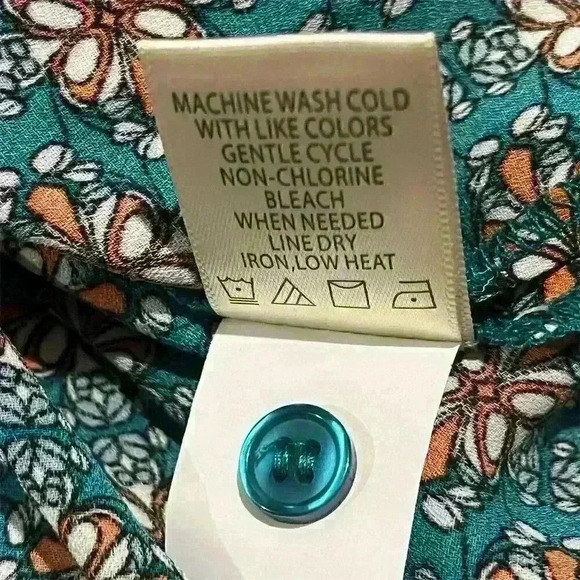 Max Studio Women's V-Neck Sleeveless Tank Top Geometric Print Size S Multicolor - Picture 5 of 6